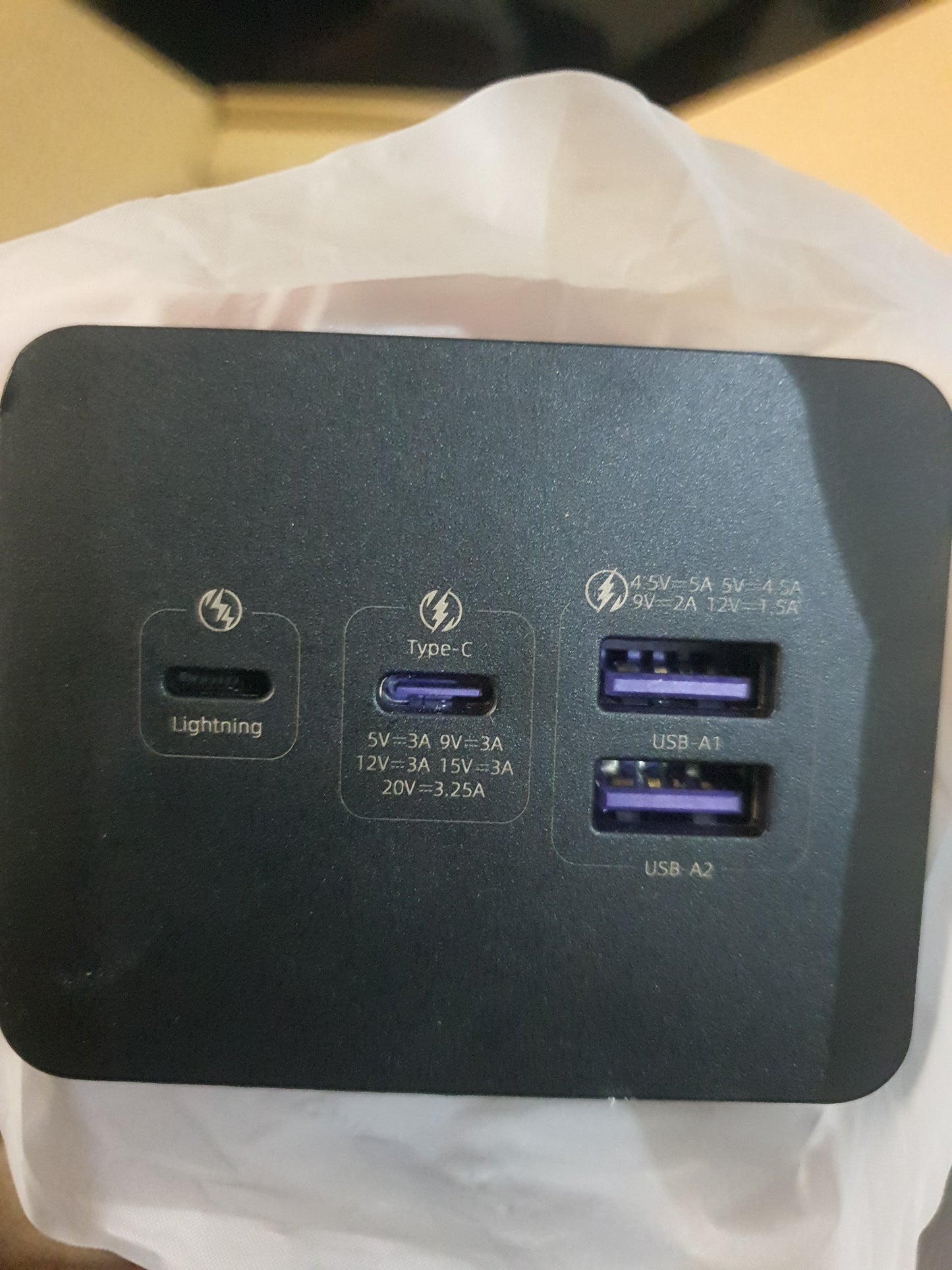 🔥 ROMOSS 40000mAh 65W Super Fast Power Bank – Massive Power. Ultimate Backup.🔥